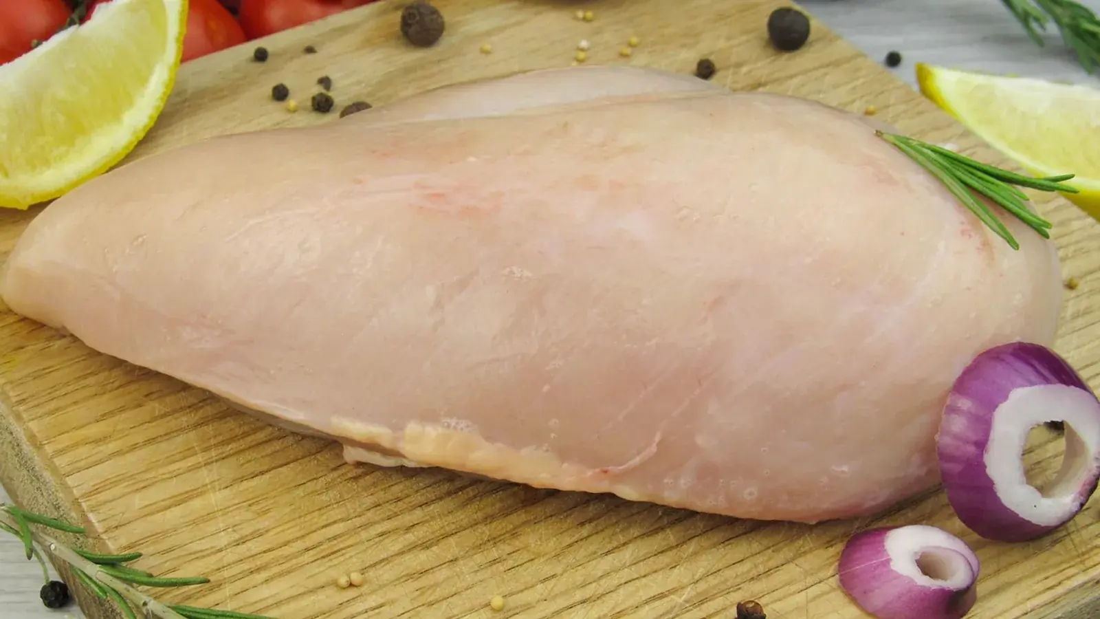 Rohes Hühnerfleisch